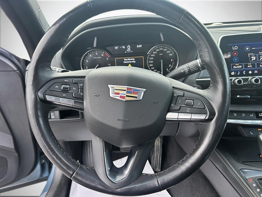 Cadillac CT4  2023 à North Bay, Ontario - 7 - w1024h768px