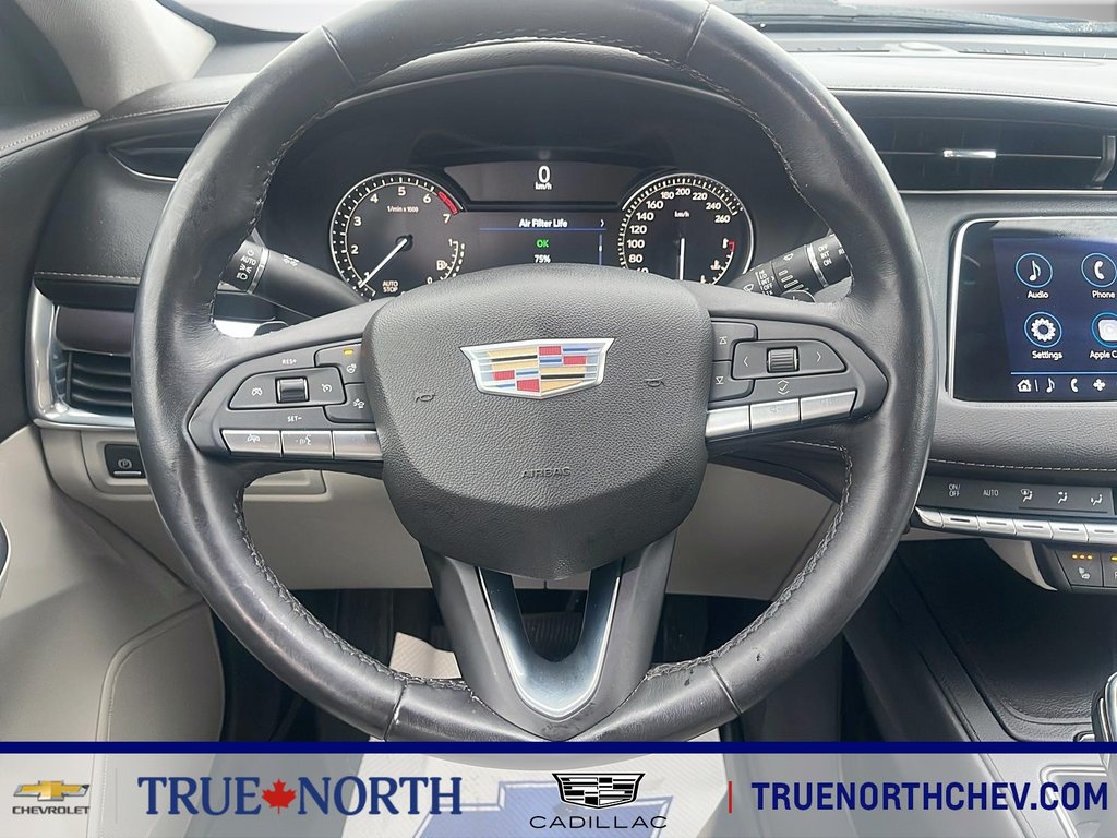 Cadillac XT4  2021 à North Bay, Ontario - 8 - w1024h768px