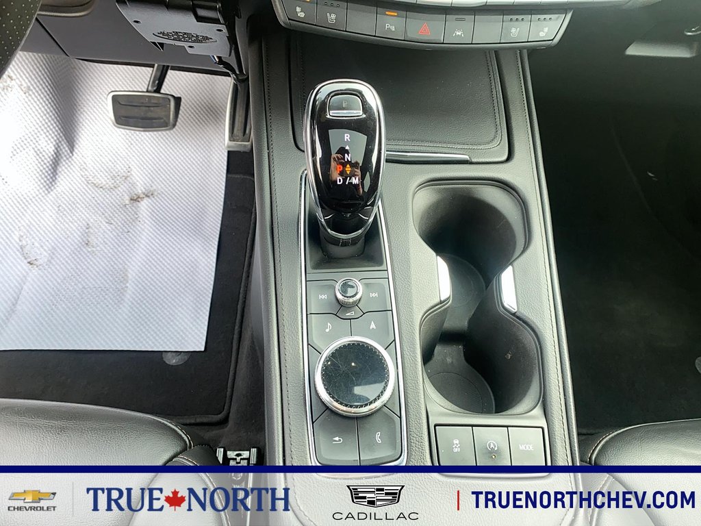 2023 Cadillac XT4 in North Bay, Ontario - 10 - w1024h768px