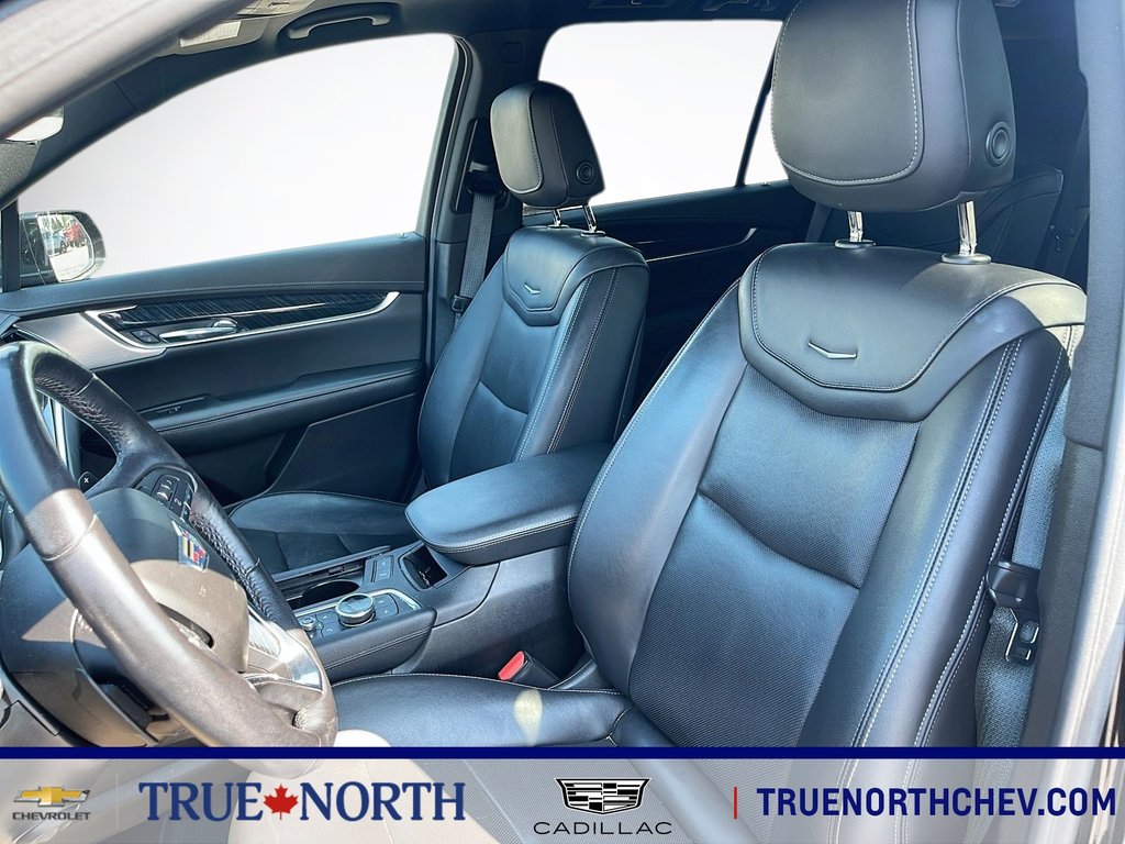 Cadillac XT6  2022 à North Bay, Ontario - 6 - w1024h768px