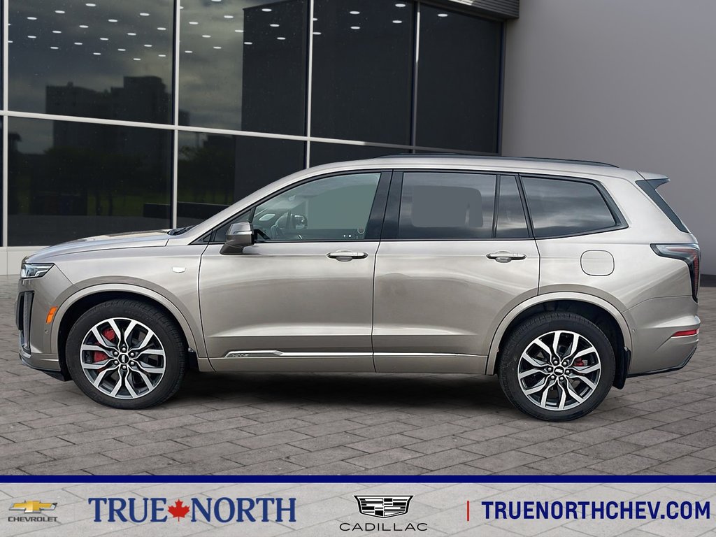 Cadillac XT6  2023 à North Bay, Ontario - 5 - w1024h768px