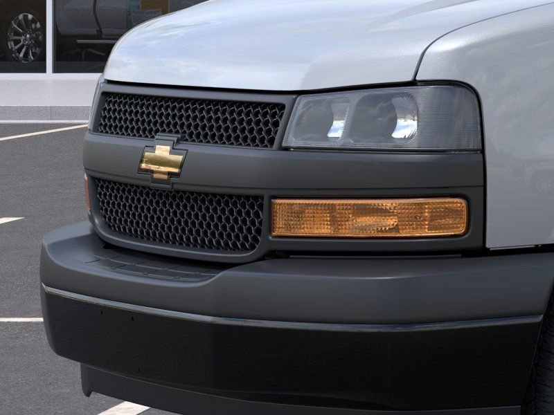 2025 CHEVROLET TRUCK EXPRESS CARGO 2500 in North Bay, Ontario - 13 - w1024h768px