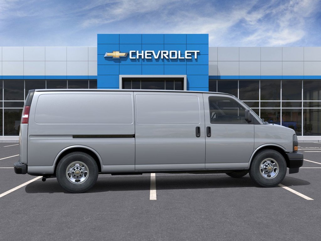 2025 Chevrolet Express Cargo 2500 in North Bay, Ontario - 5 - w1024h768px
