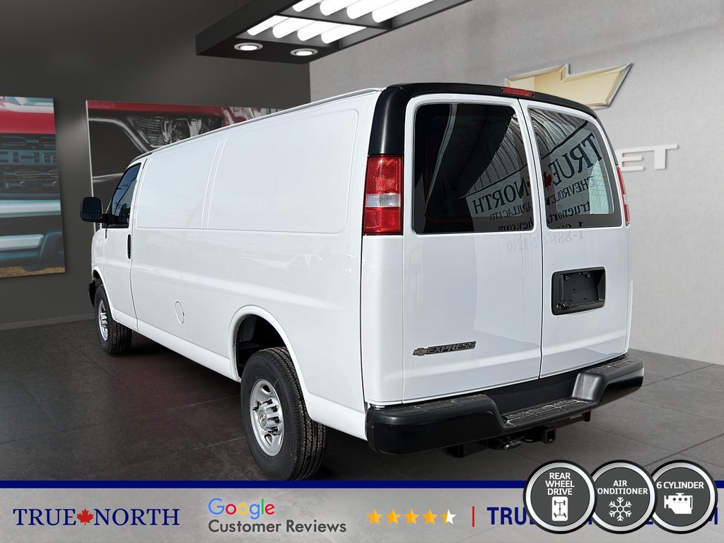 2024 Chevrolet Express Cargo 3500 in North Bay, Ontario - 4 - w1024h768px