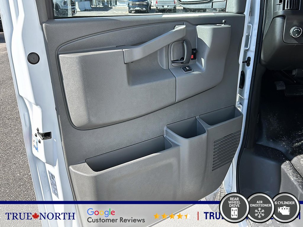2024 Chevrolet Express Cargo 3500 in North Bay, Ontario - 10 - w1024h768px