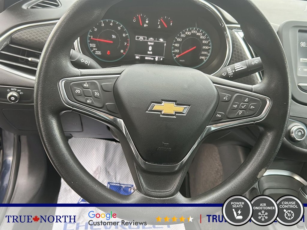 2017 Chevrolet Malibu in North Bay, Ontario - 15 - w1024h768px