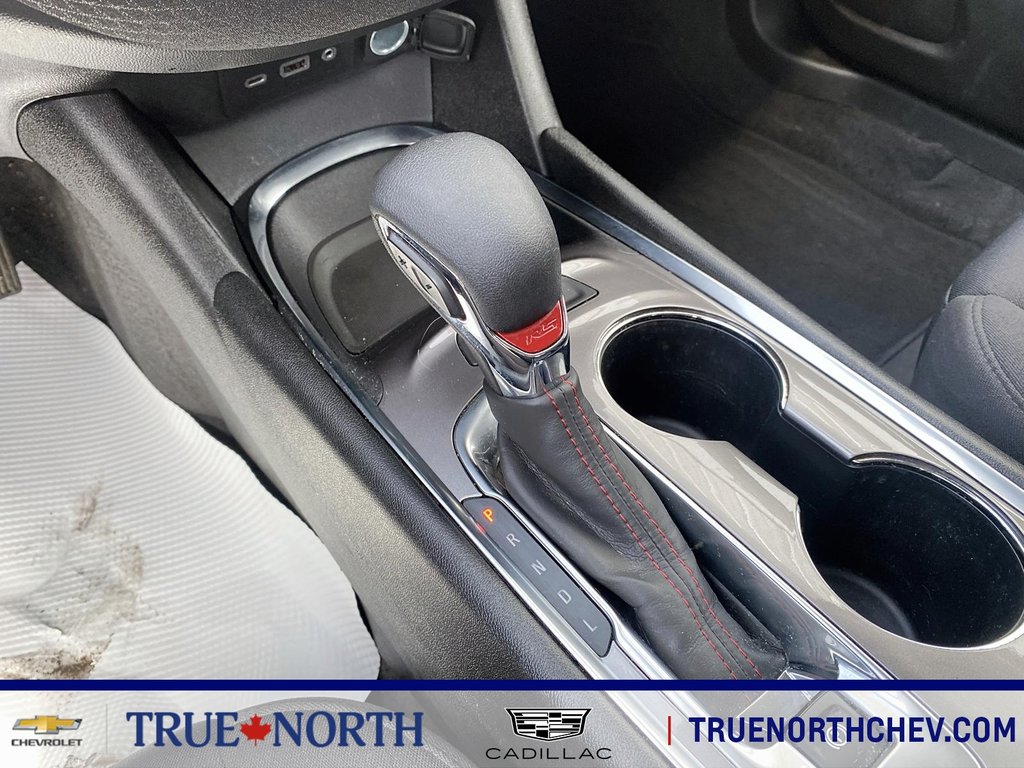 Chevrolet MALIBU  2022 à North Bay, Ontario - 11 - w1024h768px
