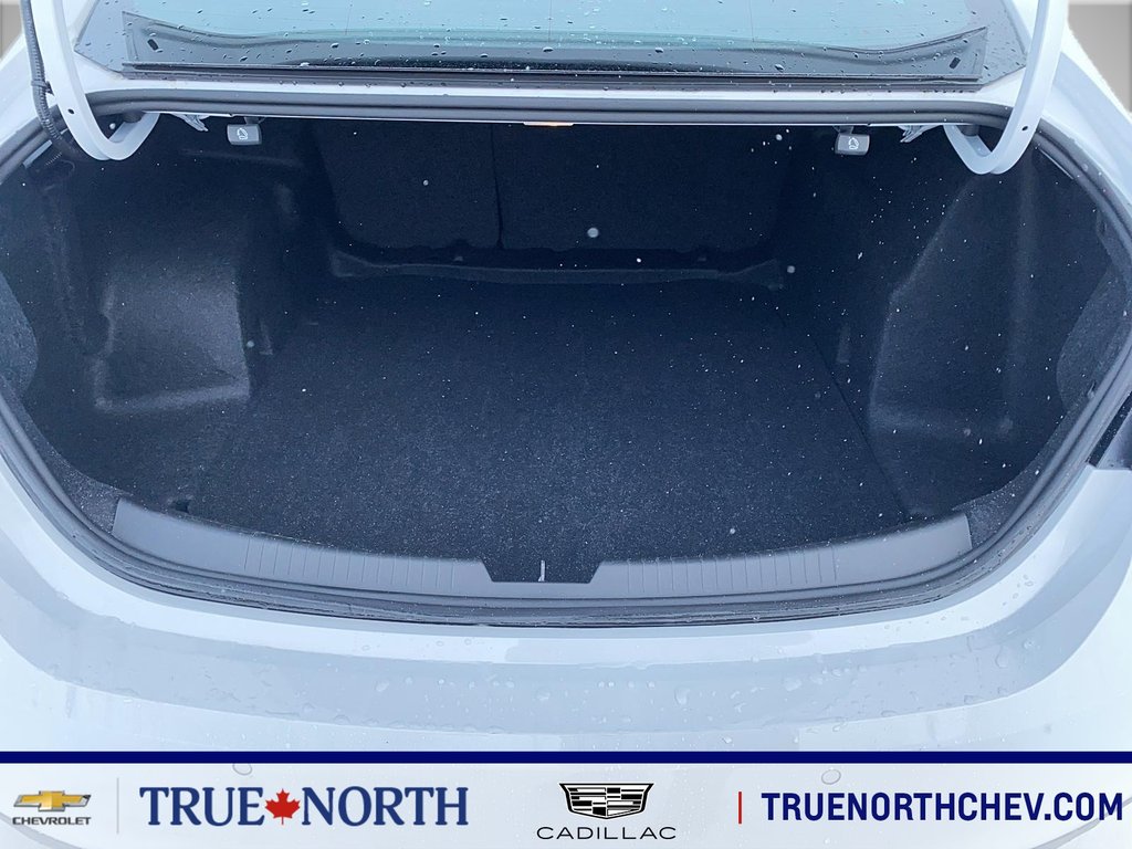 2024 Chevrolet Malibu in North Bay, Ontario - 5 - w1024h768px