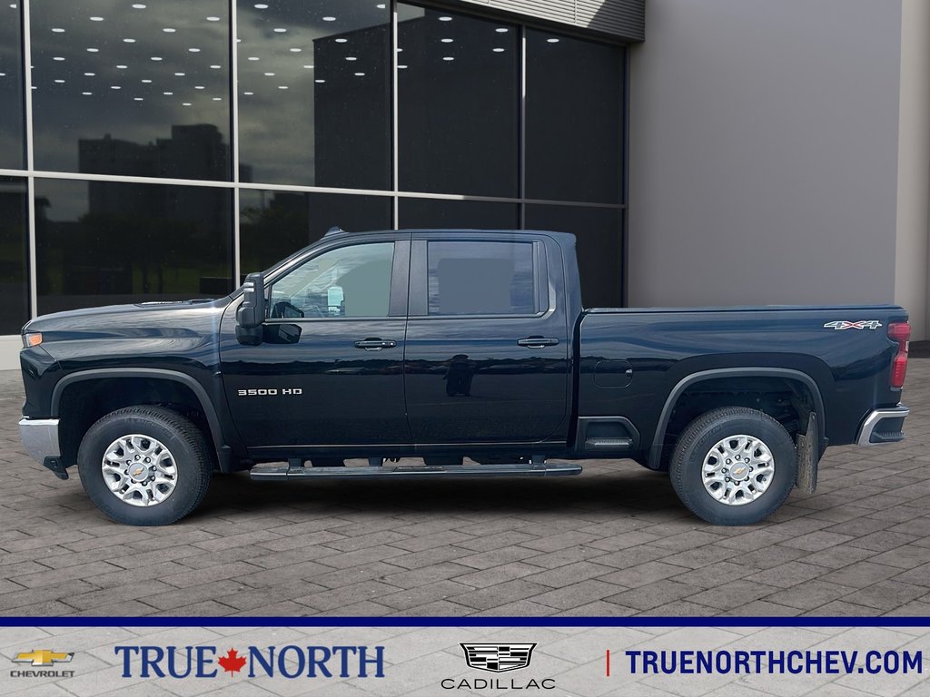Chevrolet Silverado 3500HD  2024 à North Bay, Ontario - 5 - w1024h768px