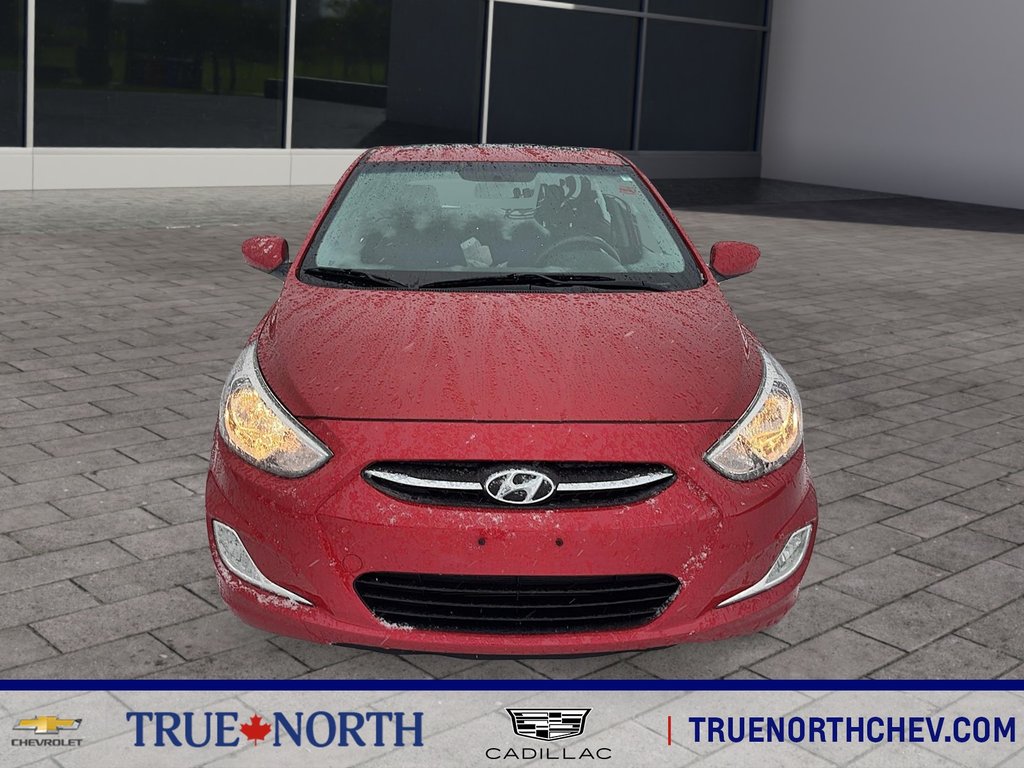 Hyundai Accent  2017 à North Bay, Ontario - 2 - w1024h768px