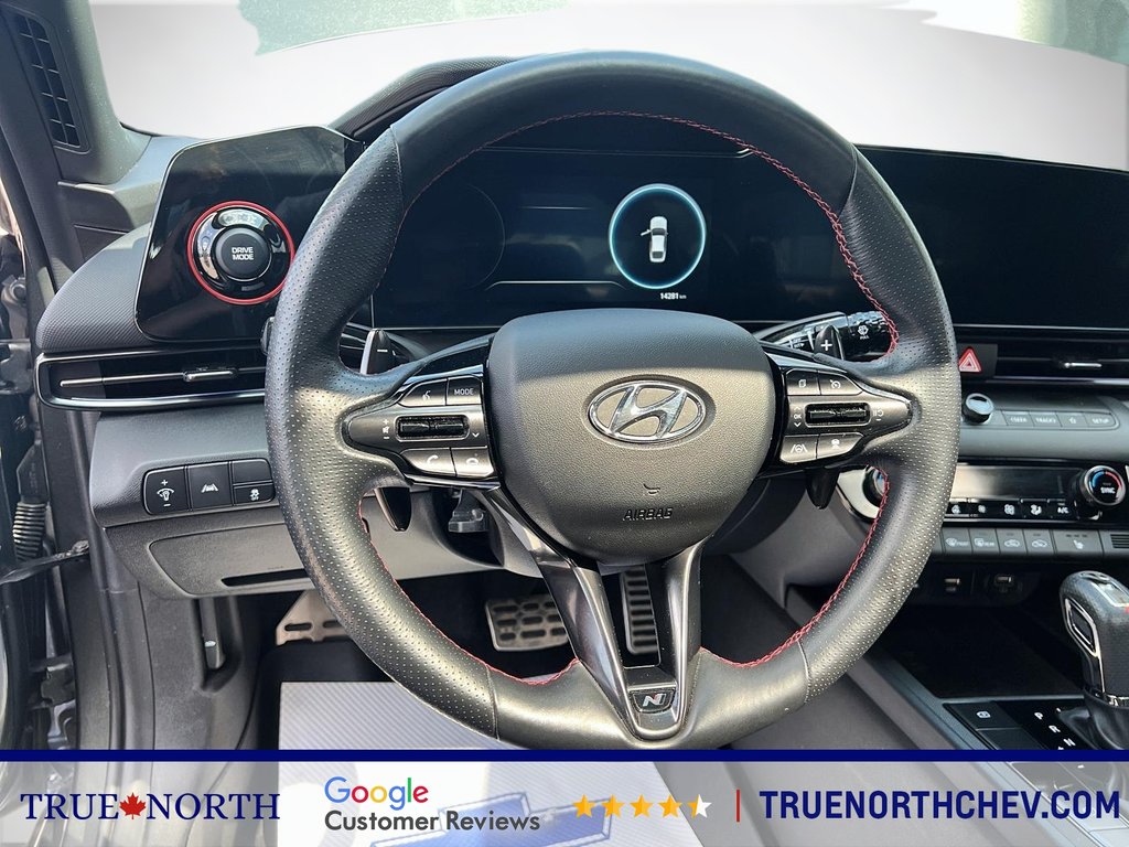 2023 Hyundai Elantra in North Bay, Ontario - 12 - w1024h768px