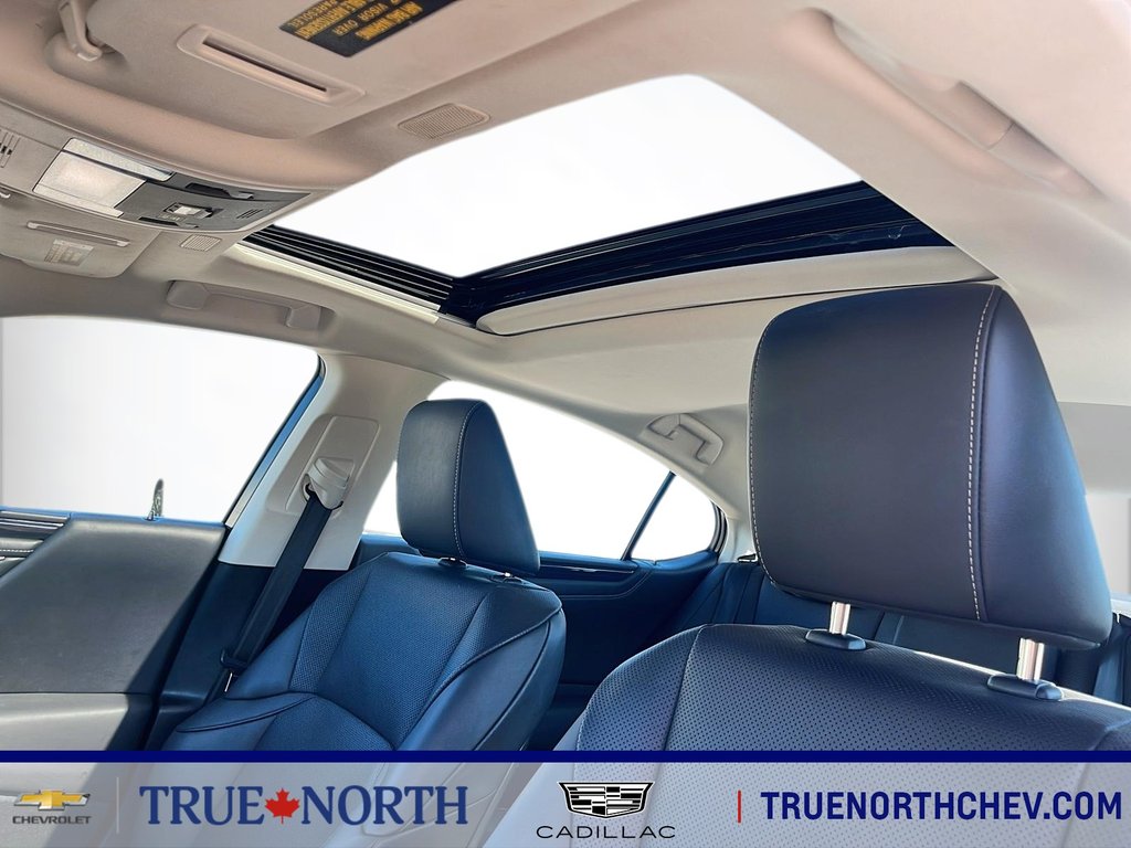 Lexus ES  2020 à North Bay, Ontario - 12 - w1024h768px