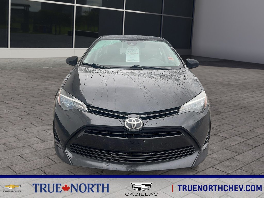 2018 Toyota Corolla in North Bay, Ontario - 2 - w1024h768px