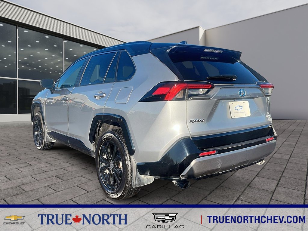Toyota RAV4  2024 à North Bay, Ontario - 4 - w1024h768px