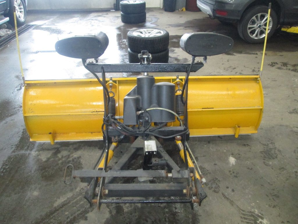 Tusket Ford 2 MEYERS 6.5 FT. SNOW PLOW MEYERS 6.5 FT. SNOW PLOW