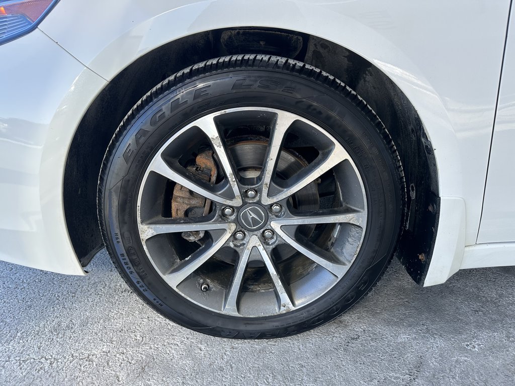 Acura TLX 4dr Sdn SH-AWD V6 Tech 2015 à Saint-Georges, Québec - 9 - w1024h768px