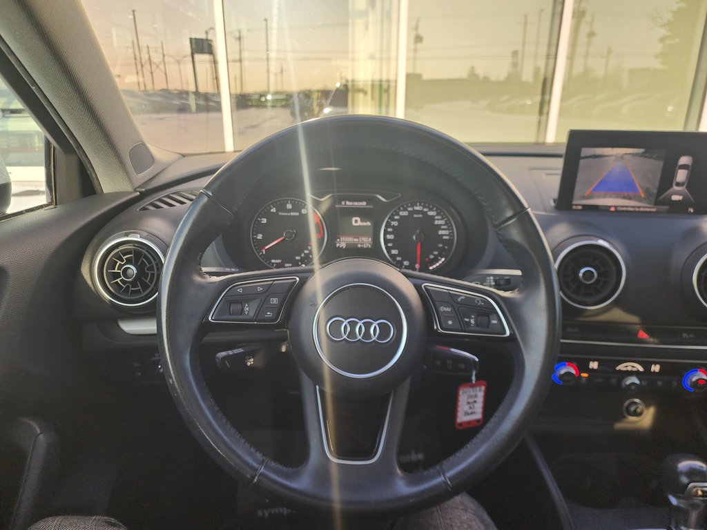 Audi A3 2.0 TFSI quattro Komfort 2018 à Saint-Georges, Québec - 11 - w1024h768px
