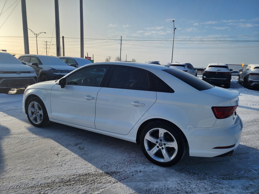 Audi A3 2.0 TFSI quattro Komfort 2018 à Saint-Georges, Québec - 4 - w1024h768px
