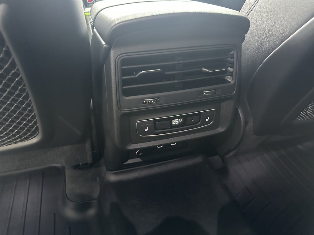2023 Audi Q7 Komfort 55 TFSI quattro in Saint-Georges, Quebec - 25 - w1024h768px