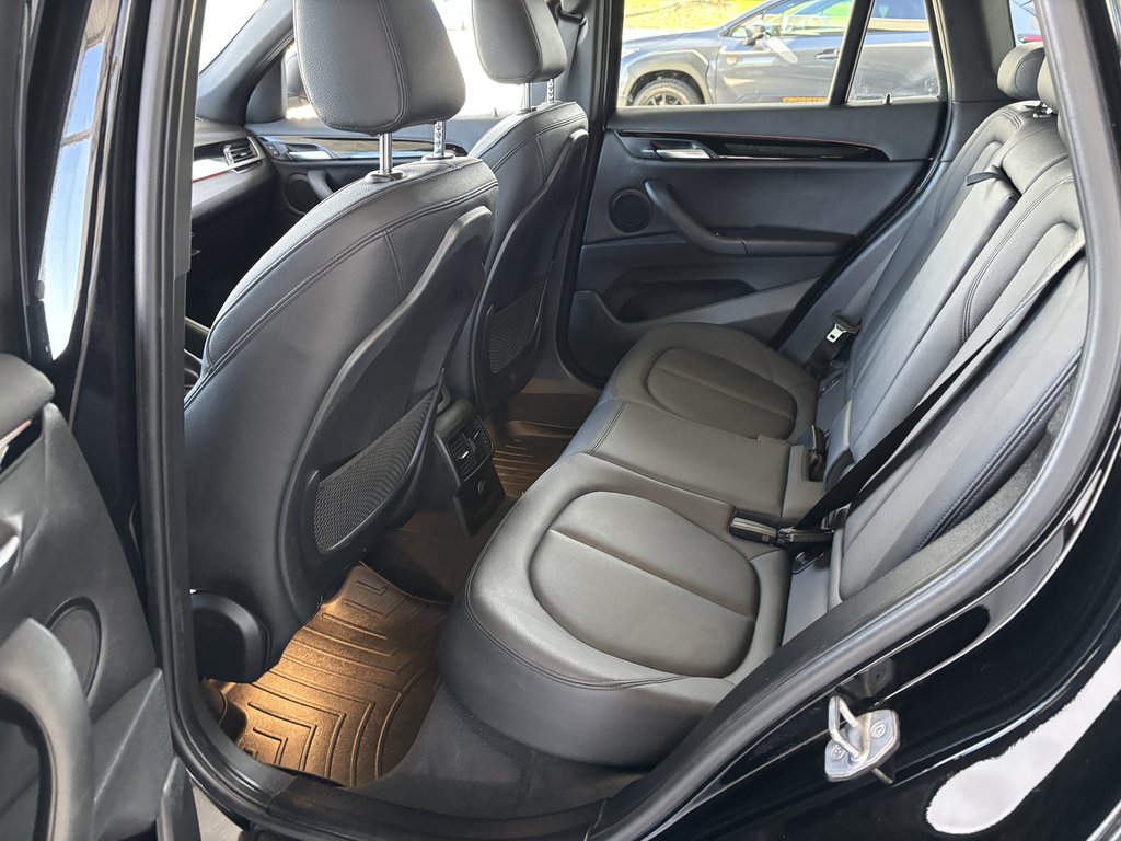 BMW X1 AWD 4dr xDrive28i 2016 à Saint-Georges, Québec - 22 - w1024h768px