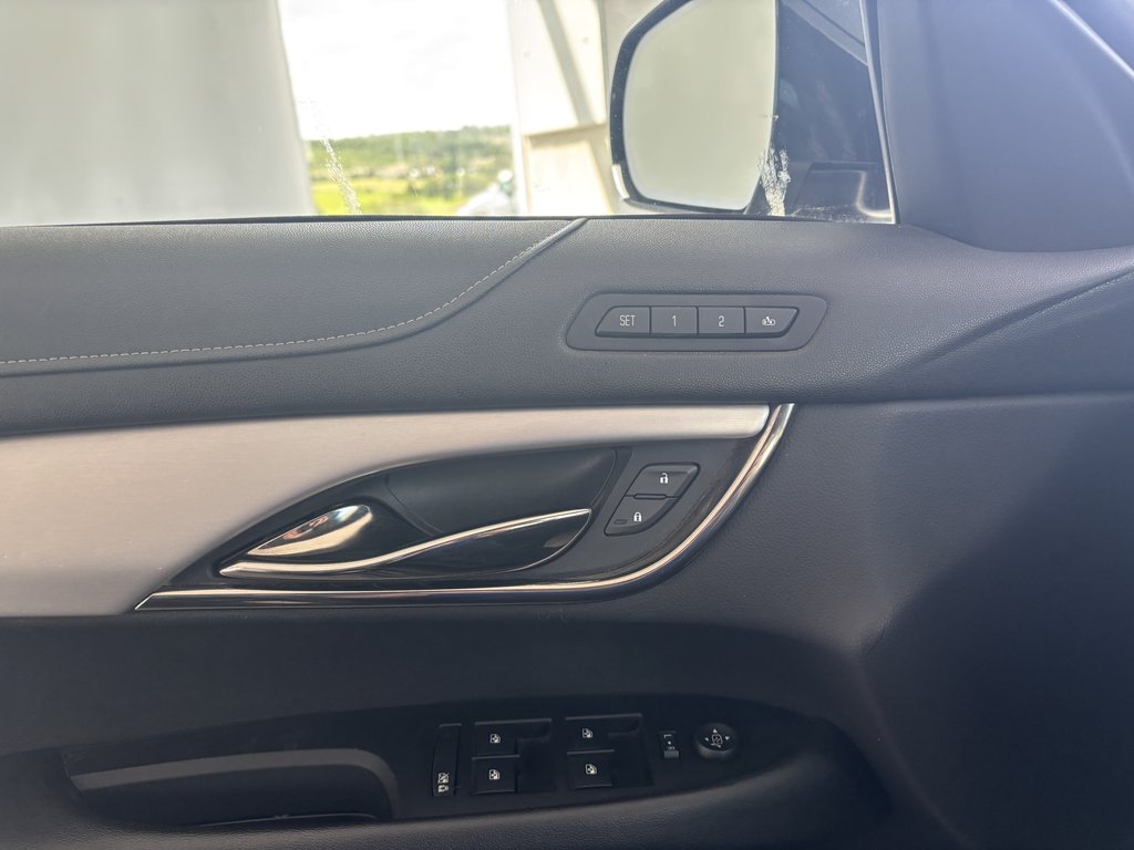 2018 Cadillac ATS 4dr Sdn 2.0L Luxury AWD in Saint-Georges, Quebec - 17 - w1024h768px