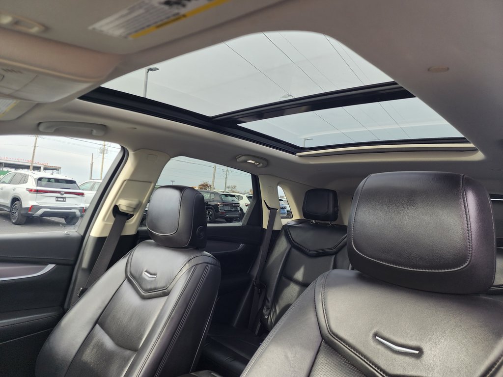 2018 Cadillac XT5 AWD 4dr Luxury in Saint-Georges, Quebec - 11 - w1024h768px