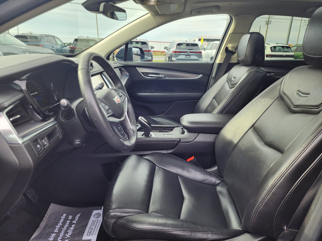2018 Cadillac XT5 AWD 4dr Luxury in Saint-Georges, Quebec - 8 - w1024h768px