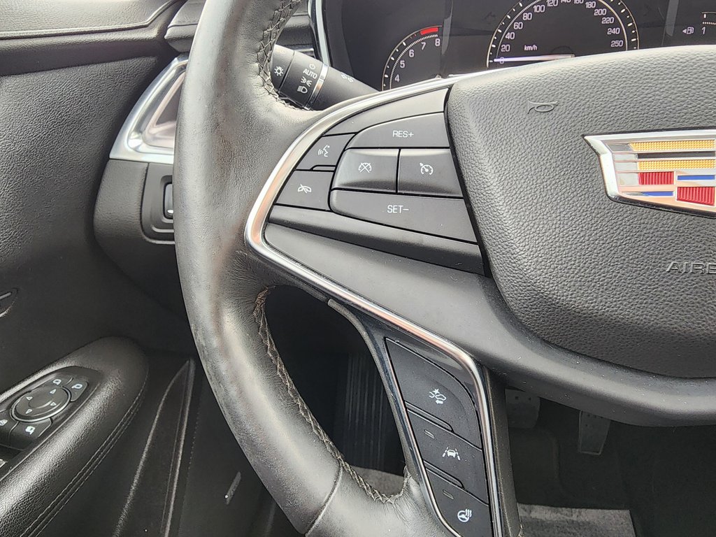 2018 Cadillac XT5 AWD 4dr Luxury in Saint-Georges, Quebec - 13 - w1024h768px