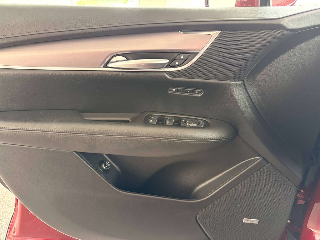 2018 Cadillac XT5 Luxury in Saint-Georges, Quebec - 18 - w1024h768px