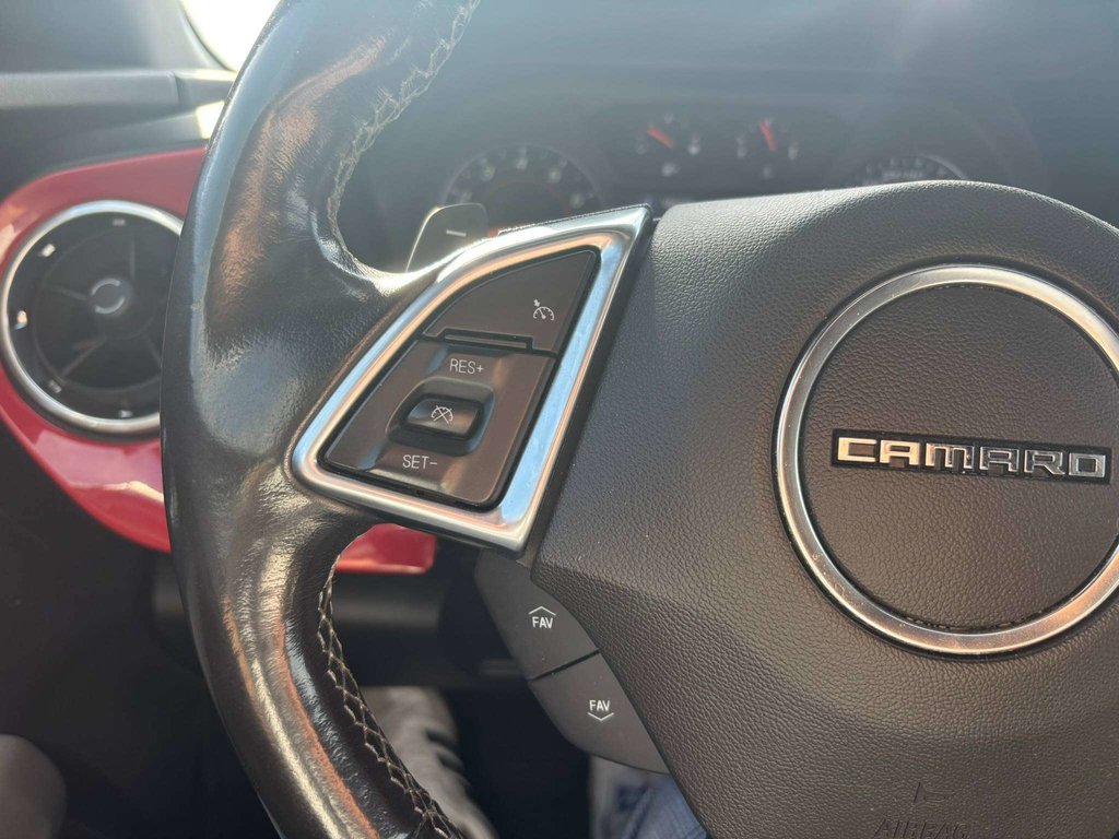 2019 Chevrolet Camaro 2LT in Saint-Georges, Quebec - 11 - w1024h768px