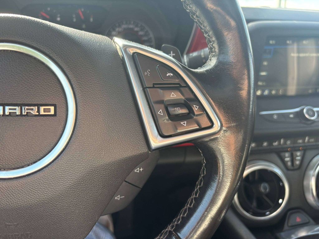 2019 Chevrolet Camaro 2LT in Saint-Georges, Quebec - 12 - w1024h768px