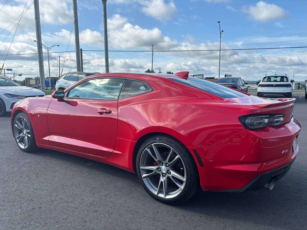 2019 Chevrolet Camaro 2LT in Saint-Georges, Quebec - 4 - w1024h768px