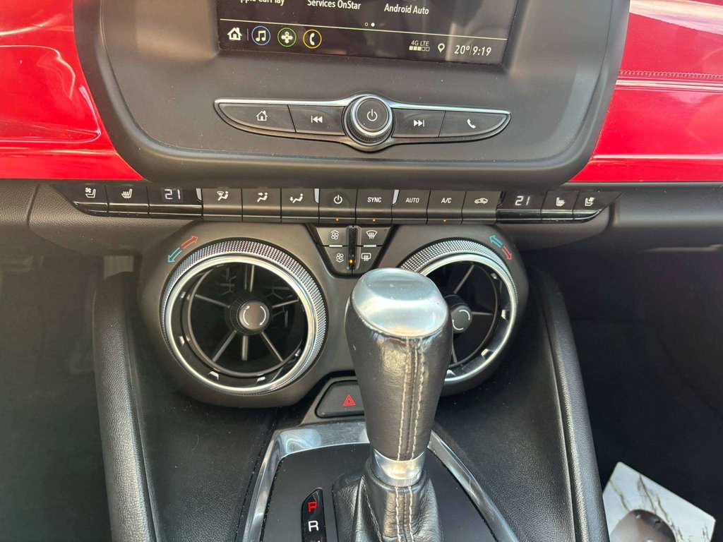 2019 Chevrolet Camaro 2LT in Saint-Georges, Quebec - 14 - w1024h768px
