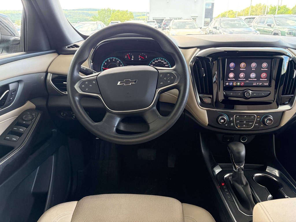 2023 Chevrolet Traverse AWD 4dr LS w-1LS in Saint-Georges, Quebec - 11 - w1024h768px