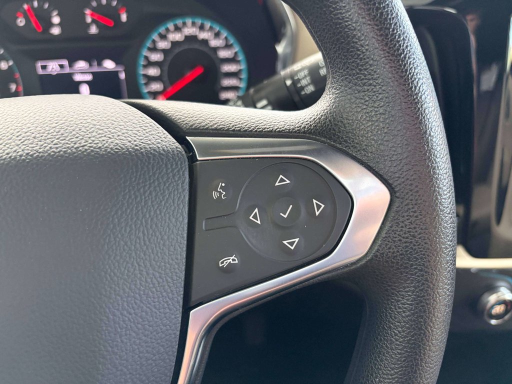 2023 Chevrolet Traverse AWD 4dr LS w-1LS in Saint-Georges, Quebec - 15 - w1024h768px
