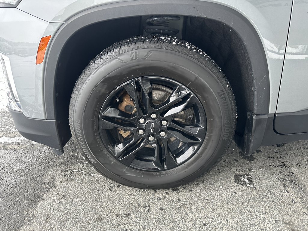 Chevrolet Traverse AWD 4dr LS w-1LS 2023 à Saint-Georges, Québec - 9 - w1024h768px