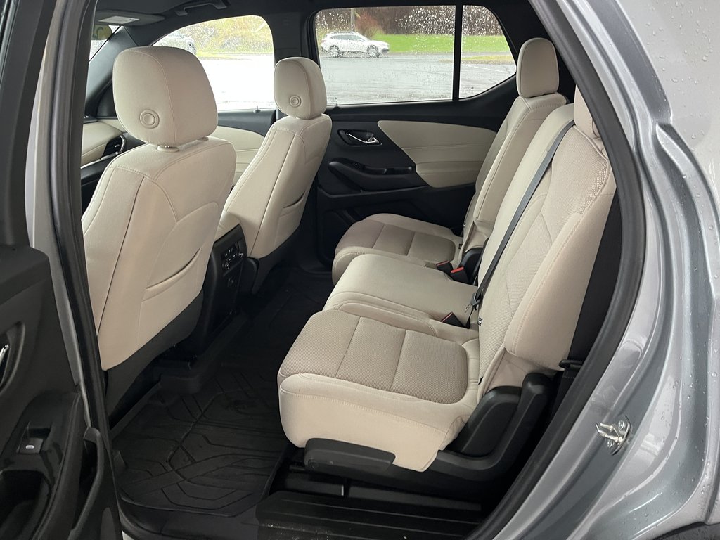 Chevrolet Traverse AWD 4dr LS w-1LS 2023 à Saint-Georges, Québec - 22 - w1024h768px