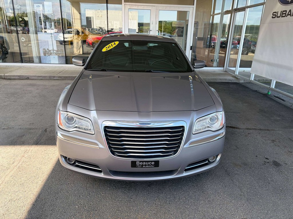 2014 Chrysler 300 Touring in Saint-Georges, Quebec - 8 - w1024h768px