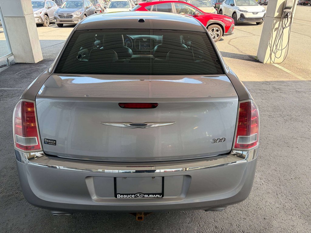 2014 Chrysler 300 Touring in Saint-Georges, Quebec - 4 - w1024h768px