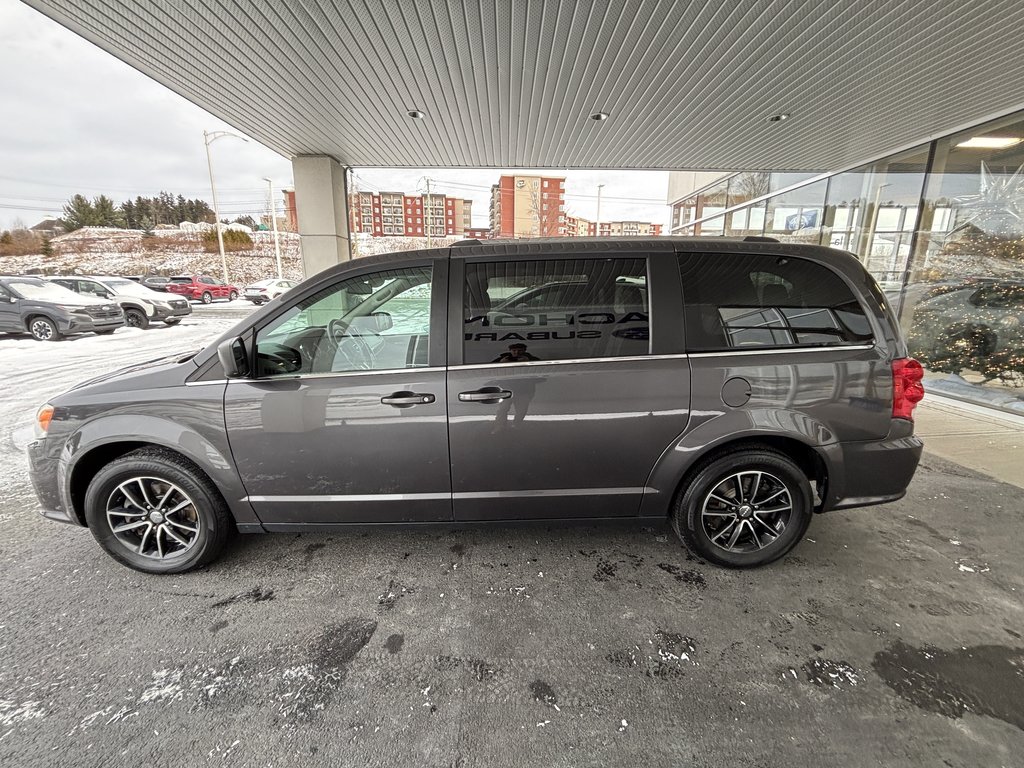 2018  Grand Caravan Crew Plus 2WD in Saint-Georges, Quebec - 6 - w1024h768px