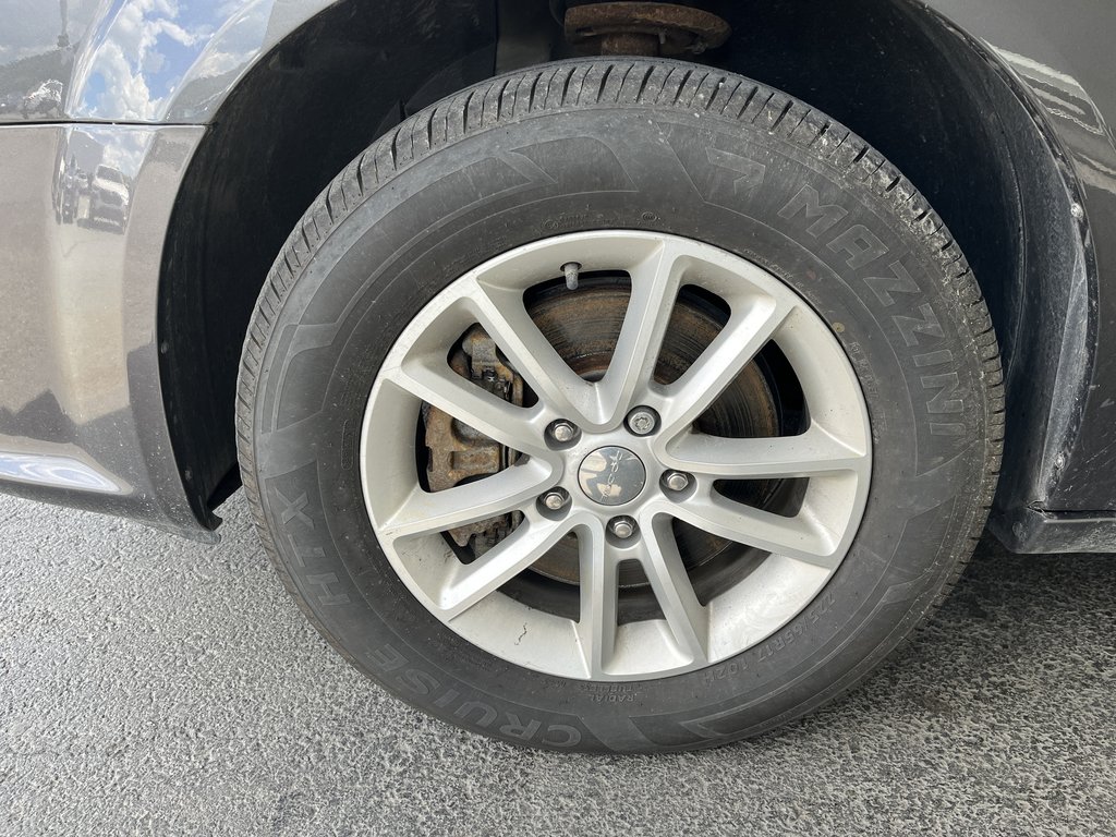 2020 Dodge Grand Caravan Premium Plus 2WD in Saint-Georges, Quebec - 9 - w1024h768px