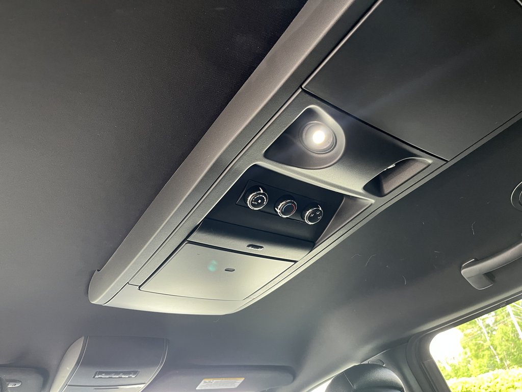 2020 Dodge Grand Caravan Premium Plus 2WD in Saint-Georges, Quebec - 19 - w1024h768px