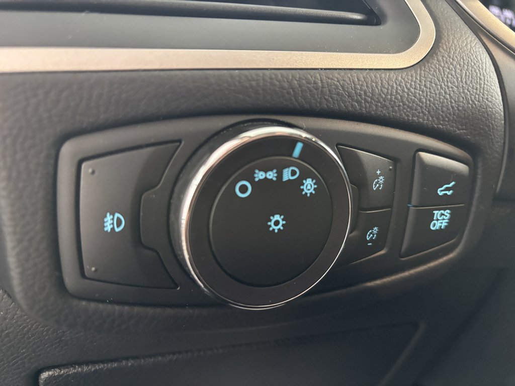 2020 Ford Edge SEL AWD in Saint-Georges, Quebec - 18 - w1024h768px