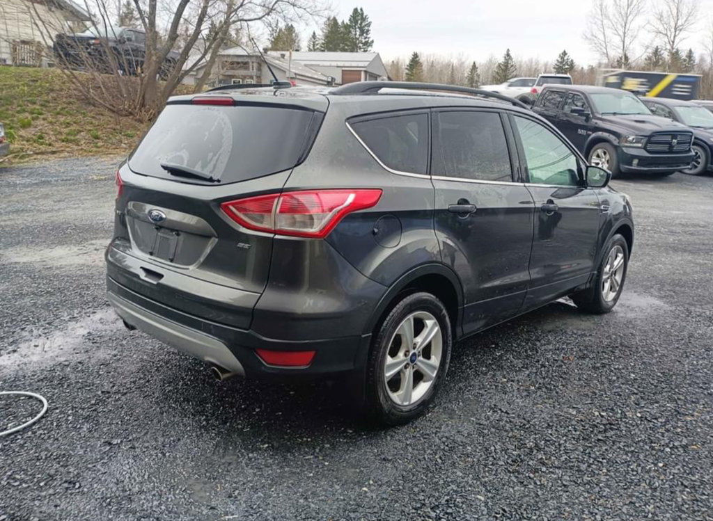 2016  Escape FWD 4dr SE in Saint-Georges, Quebec - 4 - w1024h768px