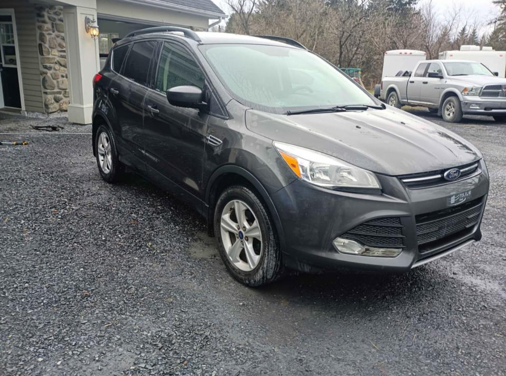 2016  Escape FWD 4dr SE in Saint-Georges, Quebec - 3 - w1024h768px