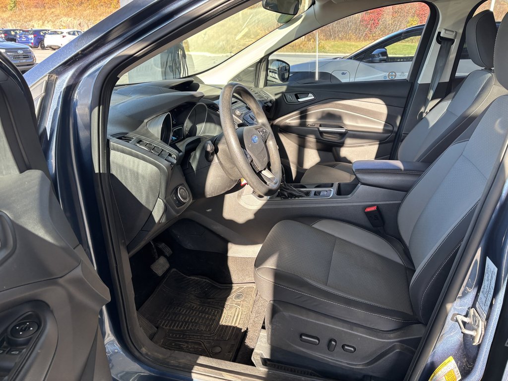 2018 Ford Escape SE FWD in Saint-Georges, Quebec - 11 - w1024h768px