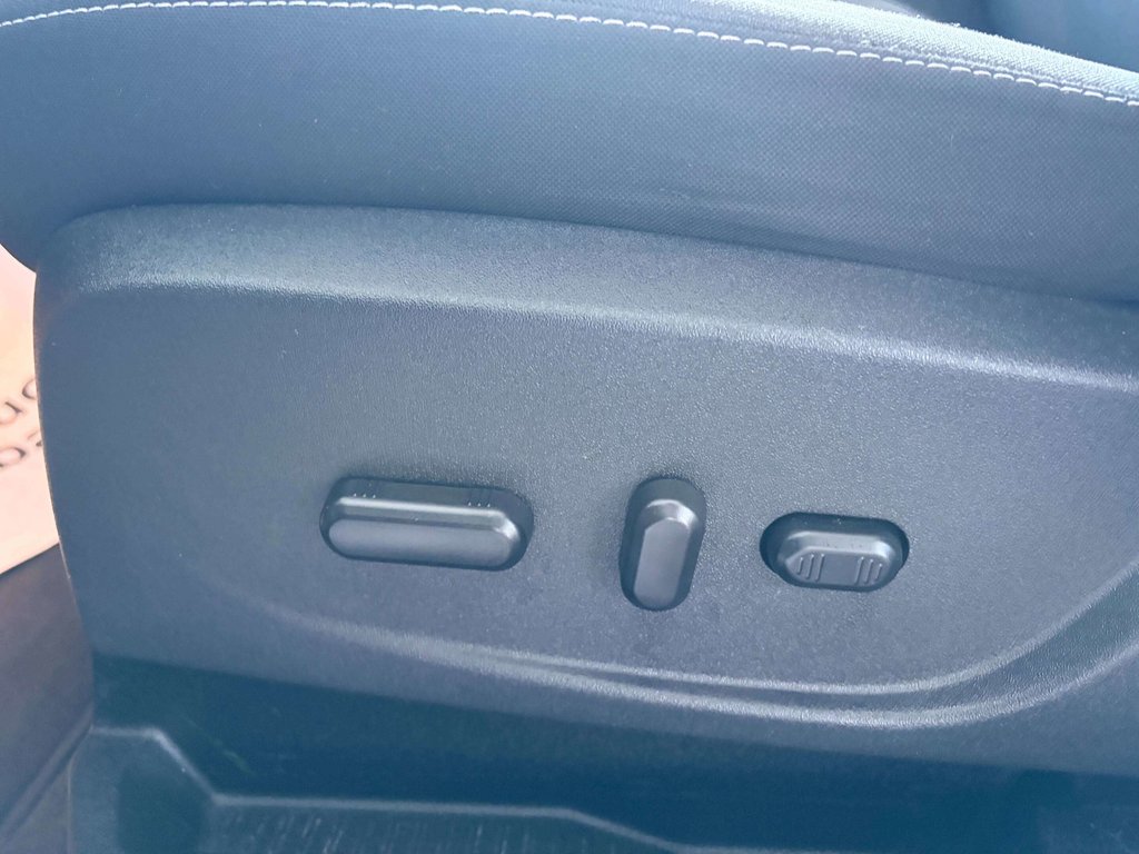 2018 Ford Escape SE in Saint-Georges, Quebec - 18 - w1024h768px