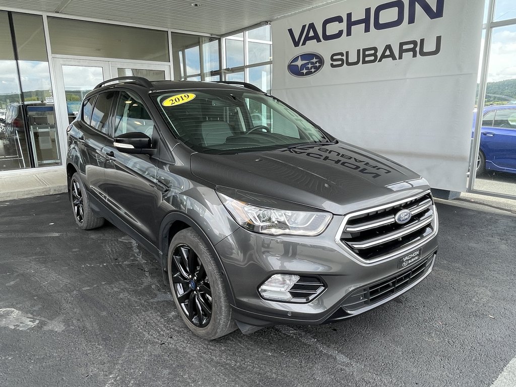 2019  Escape Titanium 4WD in Saint-Georges, Quebec - 9 - w1024h768px