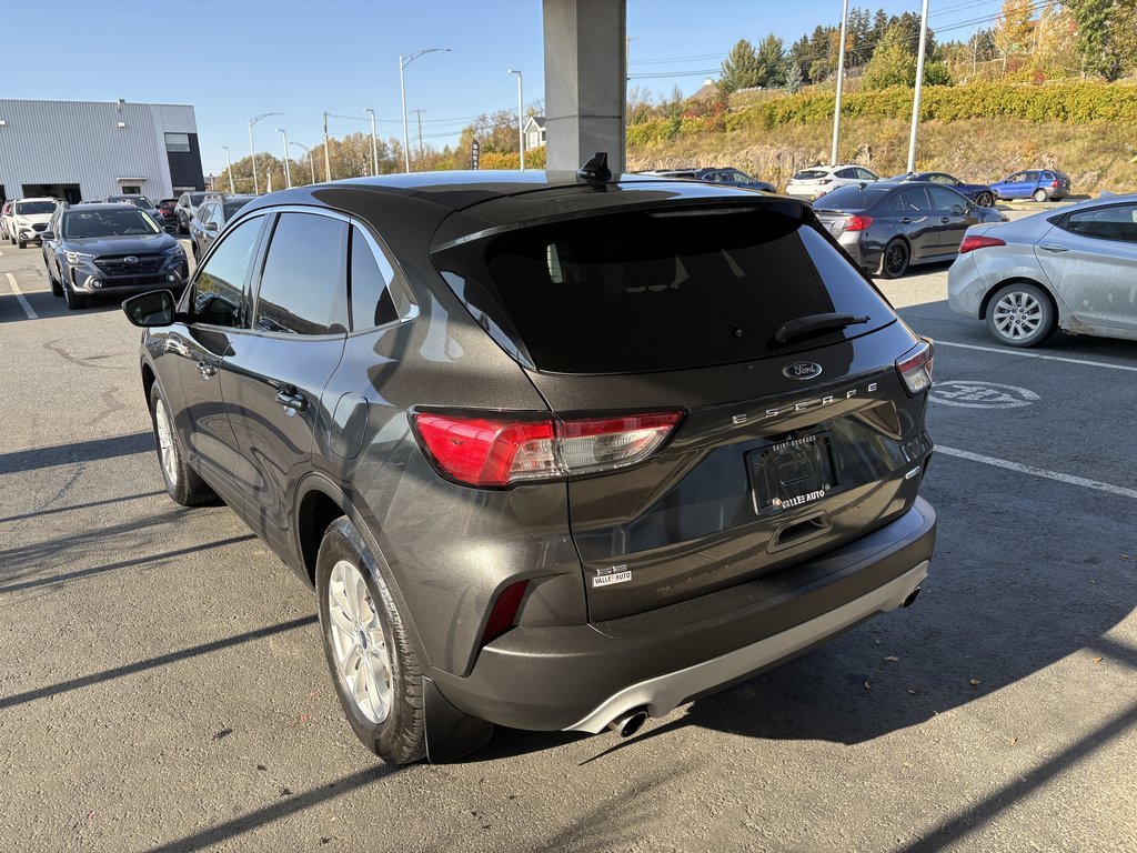 2020  Escape SE AWD in Saint-Georges, Quebec - 5 - w1024h768px