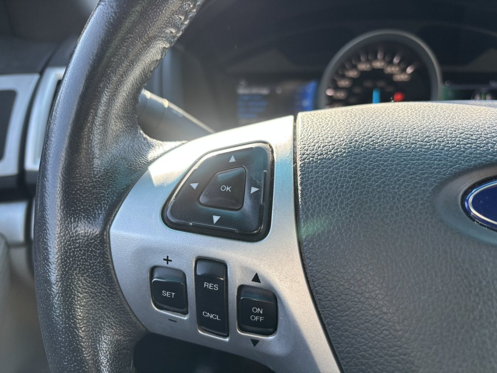 2014 Ford Explorer 4WD 4dr XLT in Saint-Georges, Quebec - 12 - w1024h768px